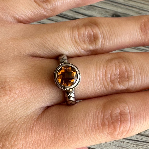 Effy Balissima Sterling and 18k Quartz
Cushion Cut Ring Size 6 - Picture 2 of 5